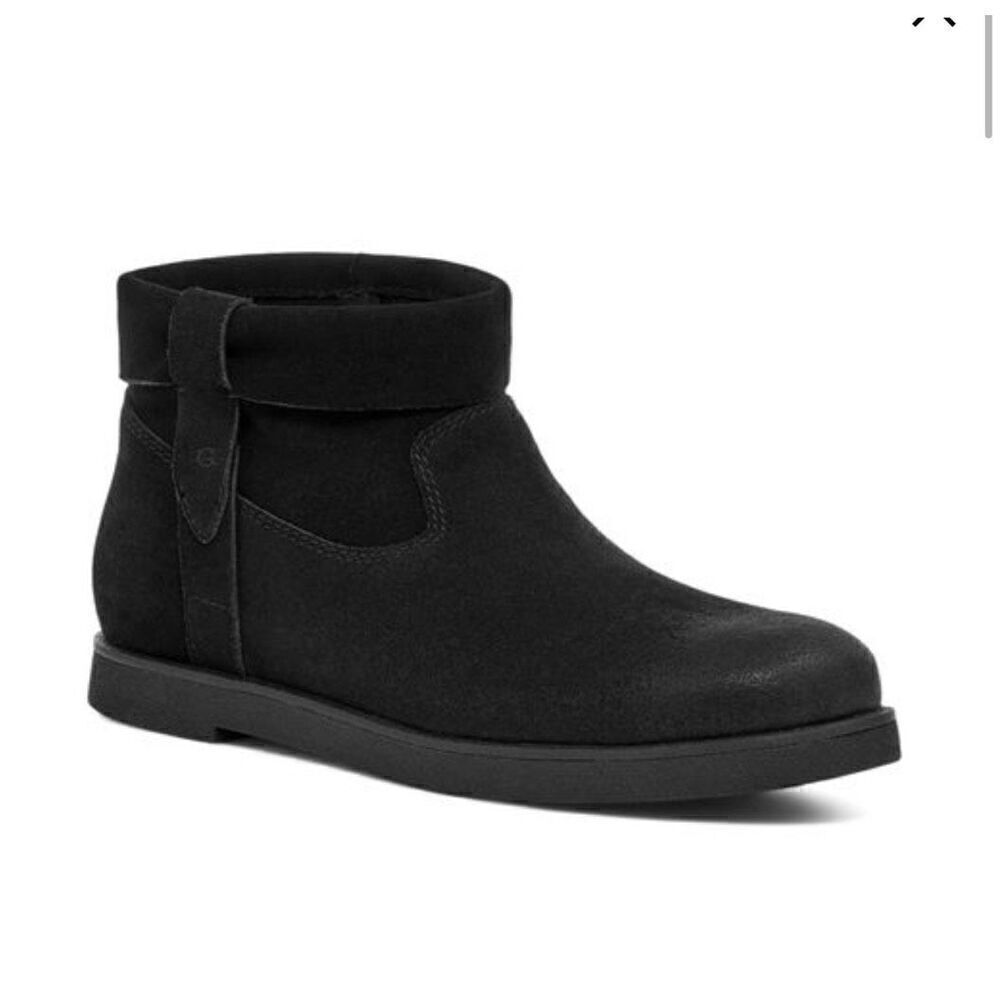 UGG Women's Black NWOT Josefene Cuff Ankle  Suede Bootie
